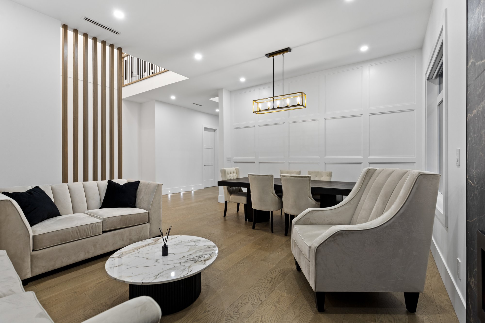 Belmont - Interior